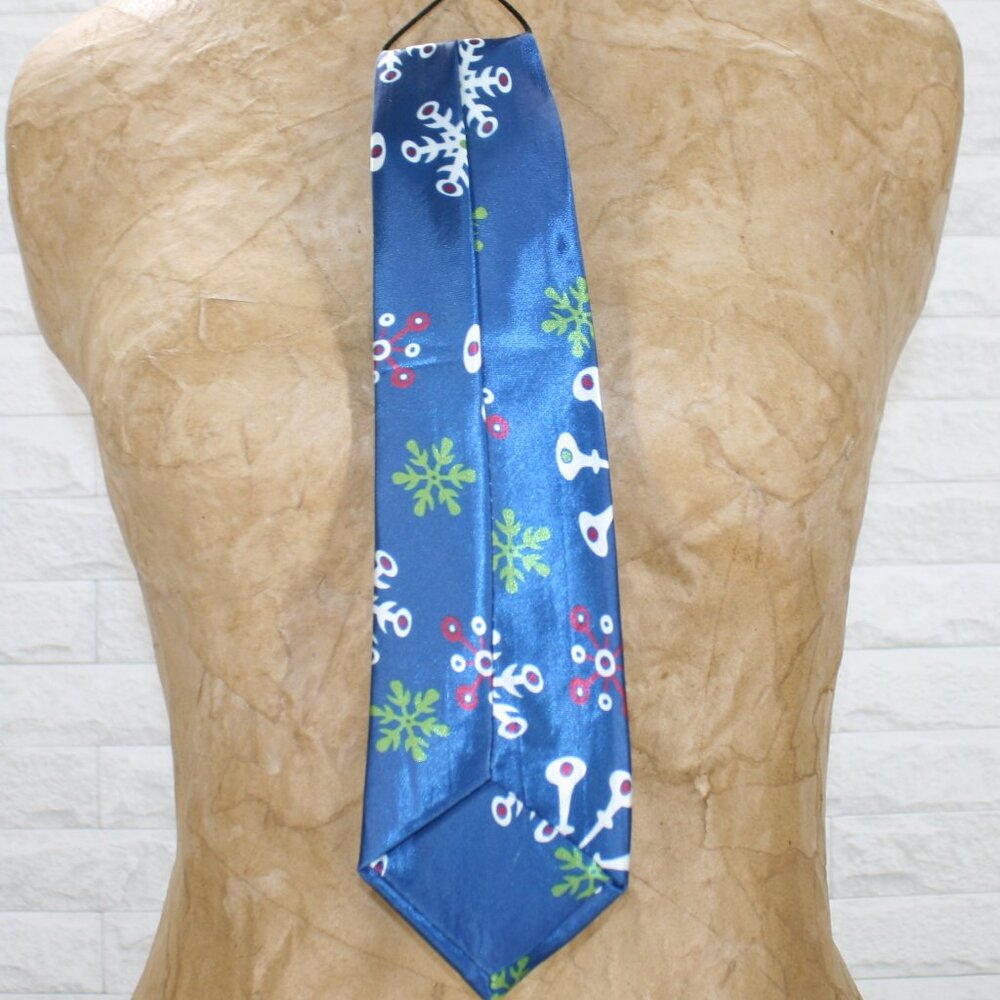 UPCYCLED Neck Tie Necklace Brooch Christmas Snowflake Holiday Accessory Blue - Picture 5 of 14